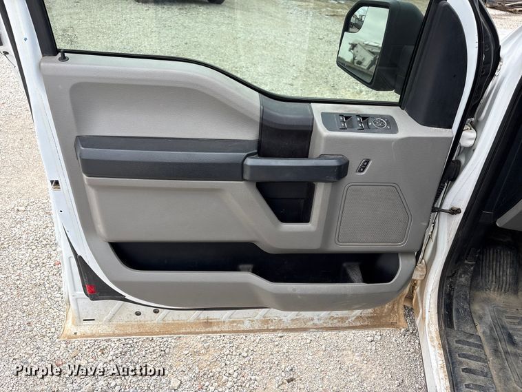image for item EW1541 2019 Ford F150 XL Ext. Cab pickup truck