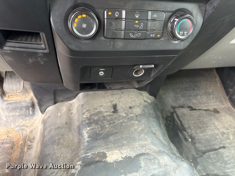 image for item EW1541 2019 Ford F150 XL Ext. Cab pickup truck