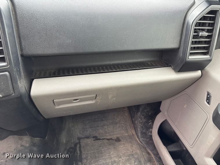 image for item EW1541 2019 Ford F150 XL Ext. Cab pickup truck