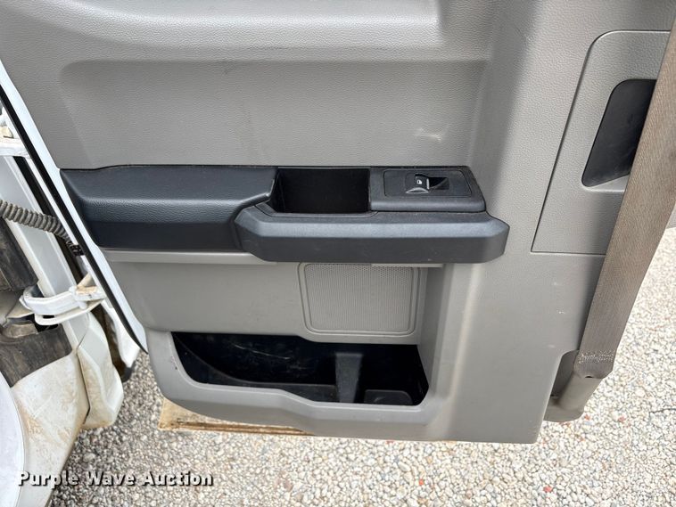 image for item EW1541 2019 Ford F150 XL Ext. Cab pickup truck