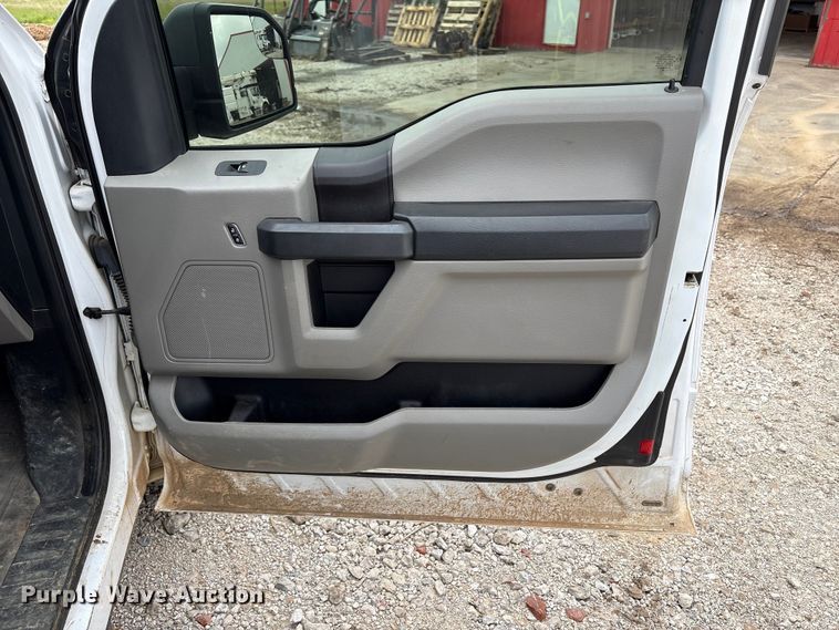 image for item EW1541 2019 Ford F150 XL Ext. Cab pickup truck