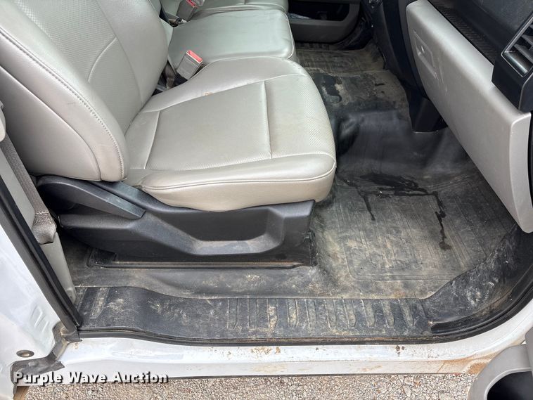 image for item EW1541 2019 Ford F150 XL Ext. Cab pickup truck