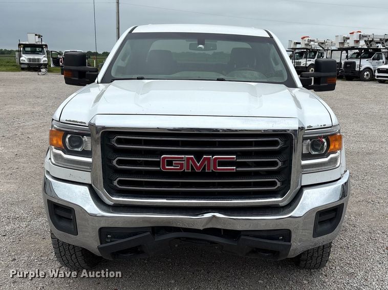 image for item EW1543 2019 GMC Sierra 2500HD Crew Cab pickup truck