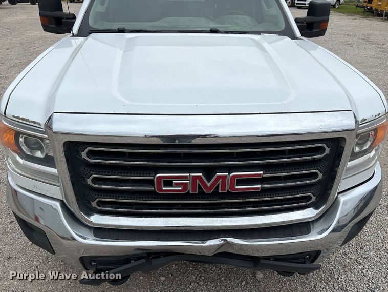 image for item EW1543 2019 GMC Sierra 2500HD Crew Cab pickup truck
