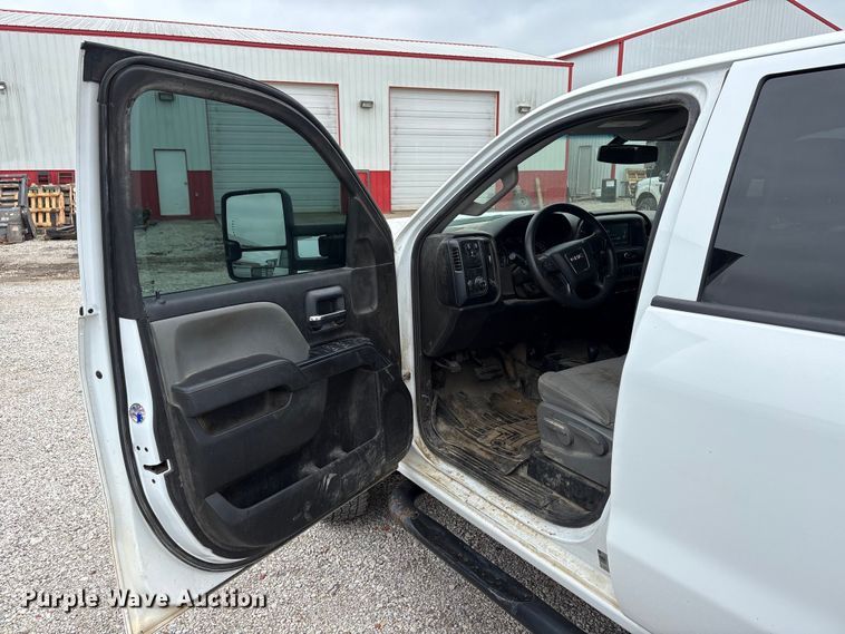 image for item EW1543 2019 GMC Sierra 2500HD Crew Cab pickup truck