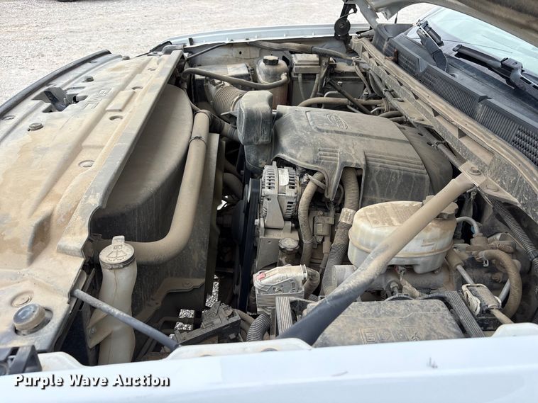 image for item EW1543 2019 GMC Sierra 2500HD Crew Cab pickup truck