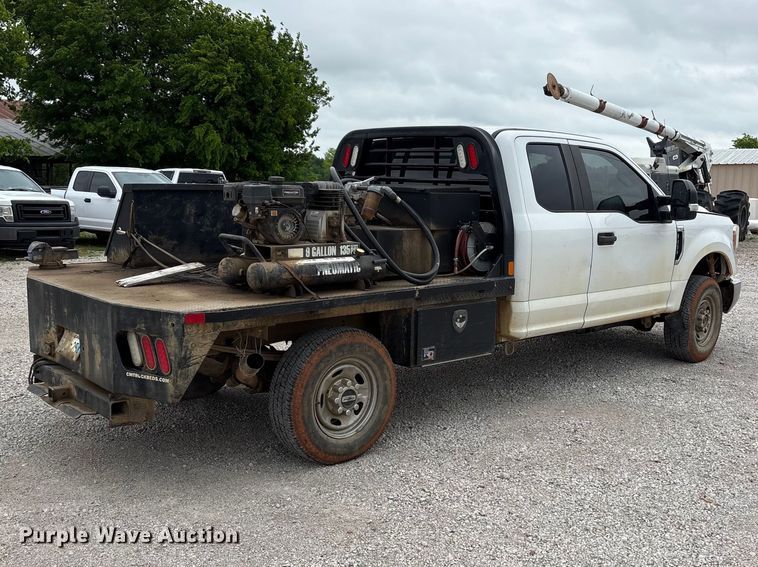 image for item EW1551 2017 Ford F250 Super Duty XL Ext. Cab flatbed pickup truck