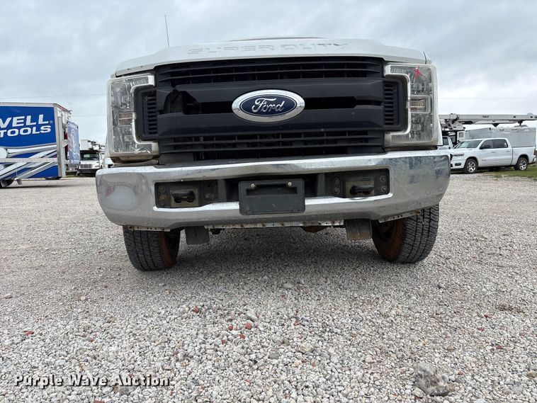 image for item EW1551 2017 Ford F250 Super Duty XL Ext. Cab flatbed pickup truck