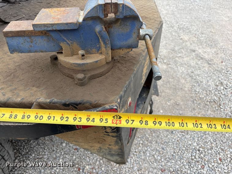 image for item EW1551 2017 Ford F250 Super Duty XL Ext. Cab flatbed pickup truck