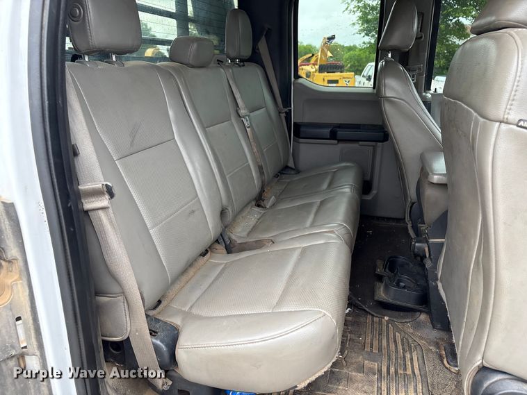 image for item EW1551 2017 Ford F250 Super Duty XL Ext. Cab flatbed pickup truck