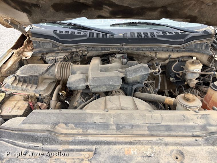 image for item EW1551 2017 Ford F250 Super Duty XL Ext. Cab flatbed pickup truck
