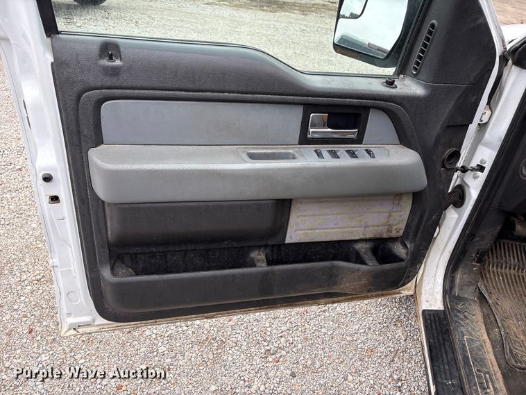 image for item EW1552 2014 Ford F150 XL Ext. Cab pickup truck