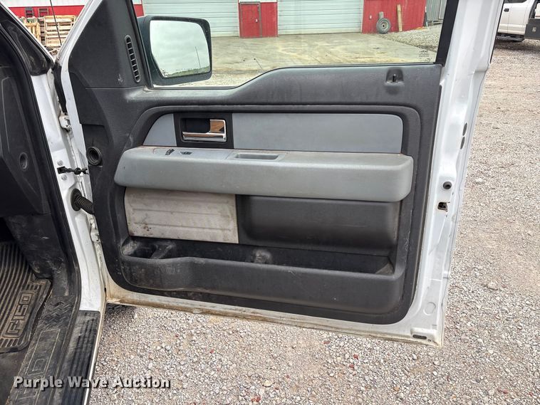 image for item EW1552 2014 Ford F150 XL Ext. Cab pickup truck