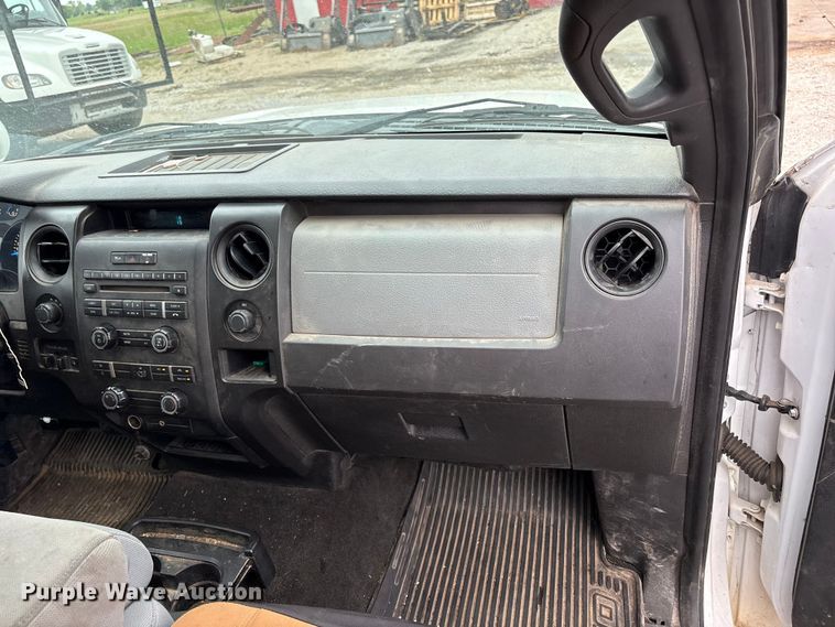 image for item EW1552 2014 Ford F150 XL Ext. Cab pickup truck