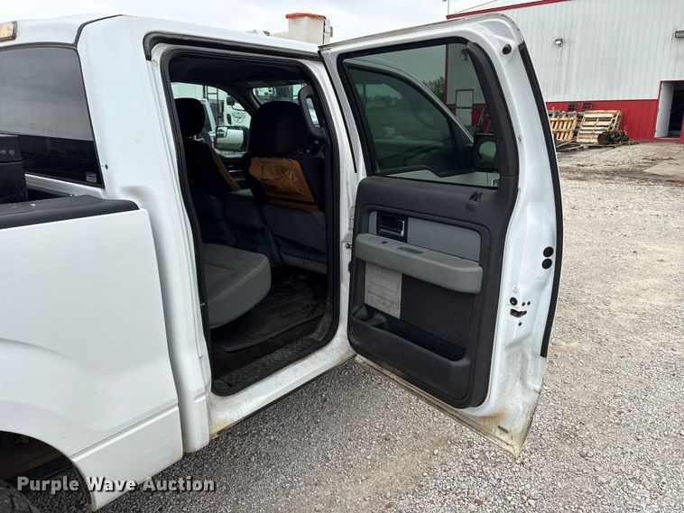 image for item EW1552 2014 Ford F150 XL Ext. Cab pickup truck
