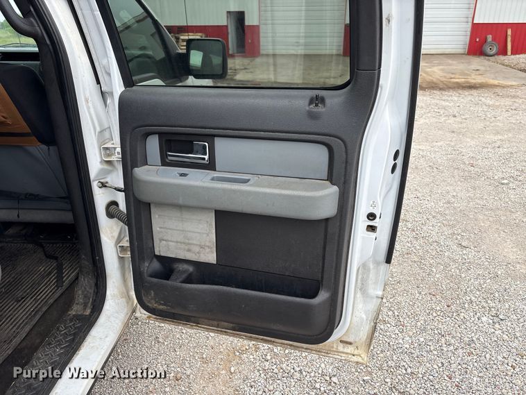 image for item EW1552 2014 Ford F150 XL Ext. Cab pickup truck