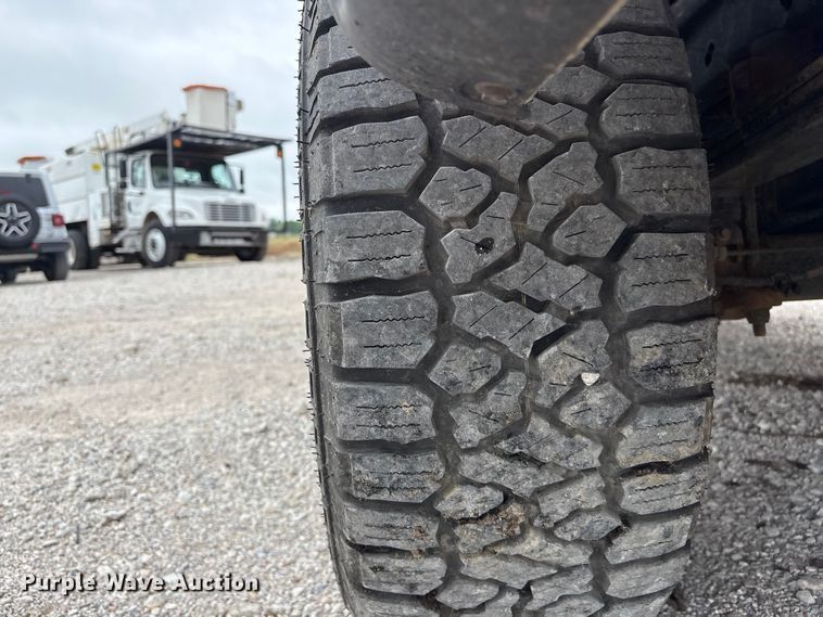 image for item EW1552 2014 Ford F150 XL Ext. Cab pickup truck