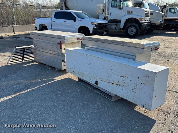 image for item FB3394 Automotive parts