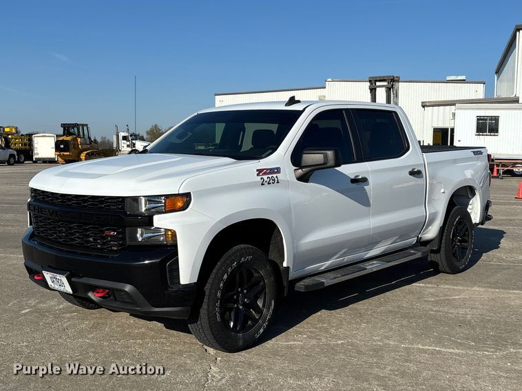 image for item FB3395 2021 Chevrolet Silverado 1500 Crew Cab pickup truck