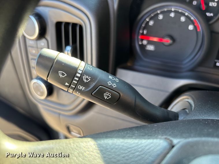 image for item FB3395 2021 Chevrolet Silverado 1500 Crew Cab pickup truck