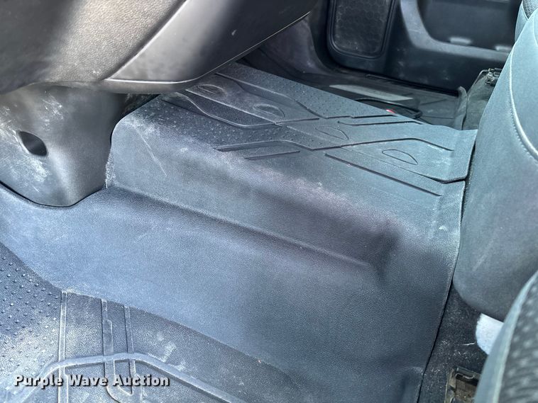 image for item FB3395 2021 Chevrolet Silverado 1500 Crew Cab pickup truck