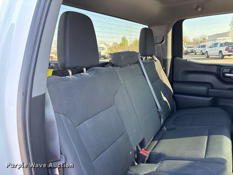 image for item FB3395 2021 Chevrolet Silverado 1500 Crew Cab pickup truck