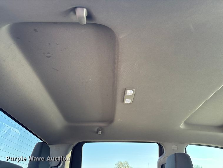 image for item FB3395 2021 Chevrolet Silverado 1500 Crew Cab pickup truck