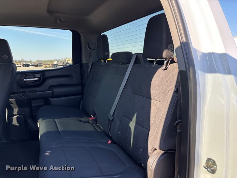 image for item FB3395 2021 Chevrolet Silverado 1500 Crew Cab pickup truck