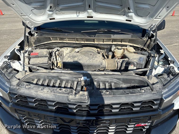 image for item FB3395 2021 Chevrolet Silverado 1500 Crew Cab pickup truck