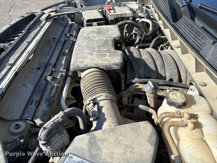 image for item FB3395 2021 Chevrolet Silverado 1500 Crew Cab pickup truck