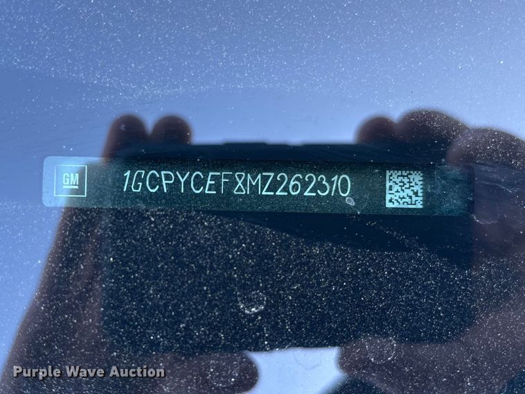 image for item FB3395 2021 Chevrolet Silverado 1500 Crew Cab pickup truck