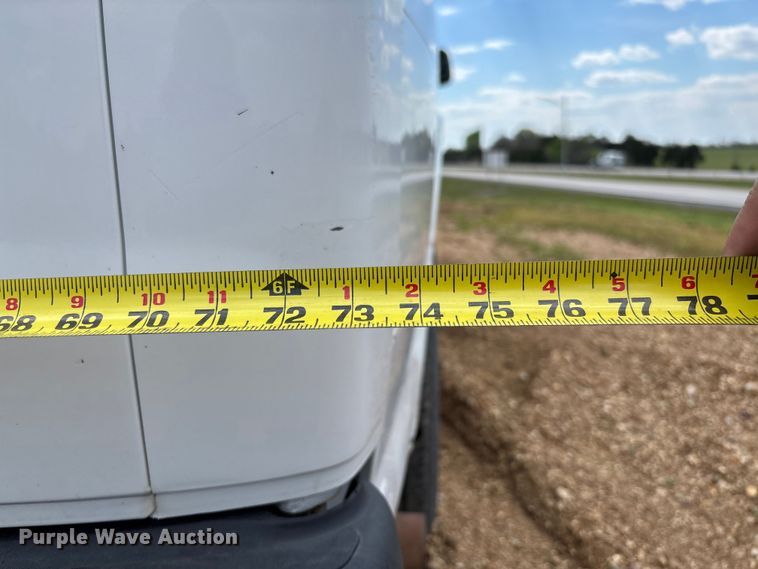 image for item FB3400 2008 Chevrolet Express 3500 van