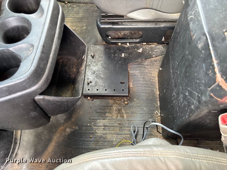 image for item FB3400 2008 Chevrolet Express 3500 van