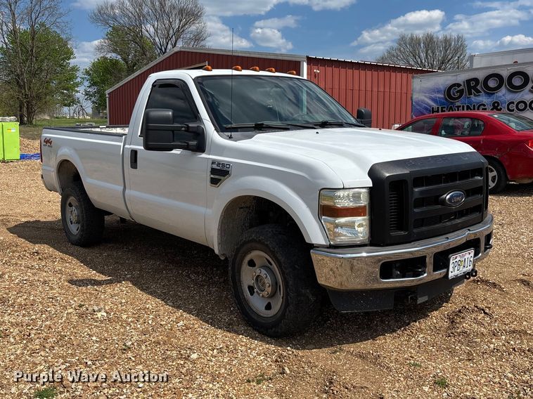 image for item FB3401 2009 Ford F250 Super Duty pickup truck