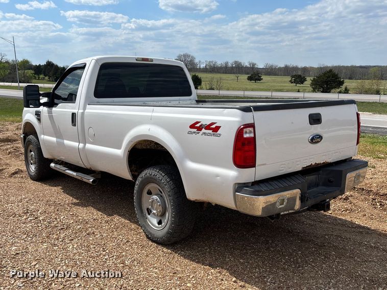 image for item FB3401 2009 Ford F250 Super Duty pickup truck