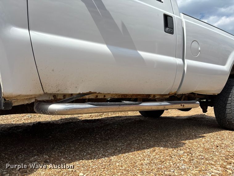 image for item FB3401 2009 Ford F250 Super Duty pickup truck