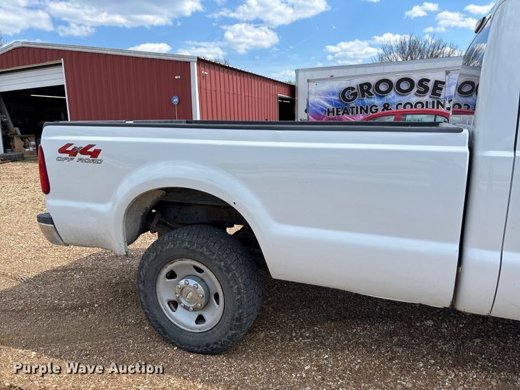 image for item FB3401 2009 Ford F250 Super Duty pickup truck