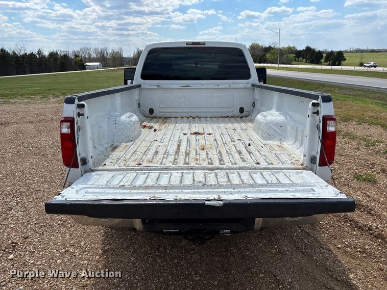 image for item FB3401 2009 Ford F250 Super Duty pickup truck