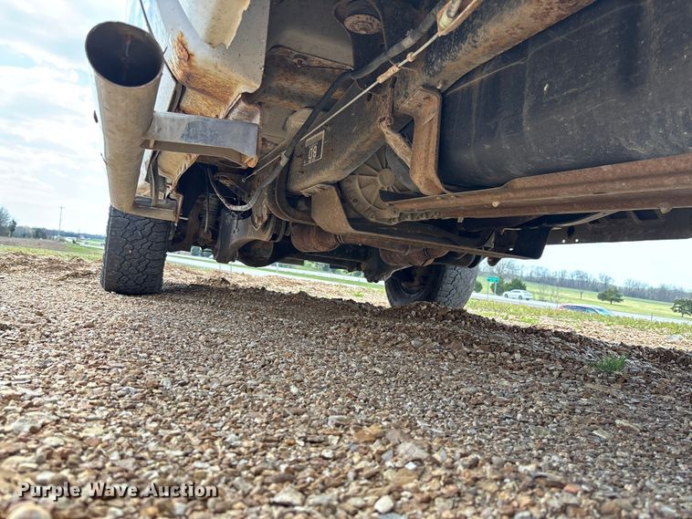 image for item FB3401 2009 Ford F250 Super Duty pickup truck