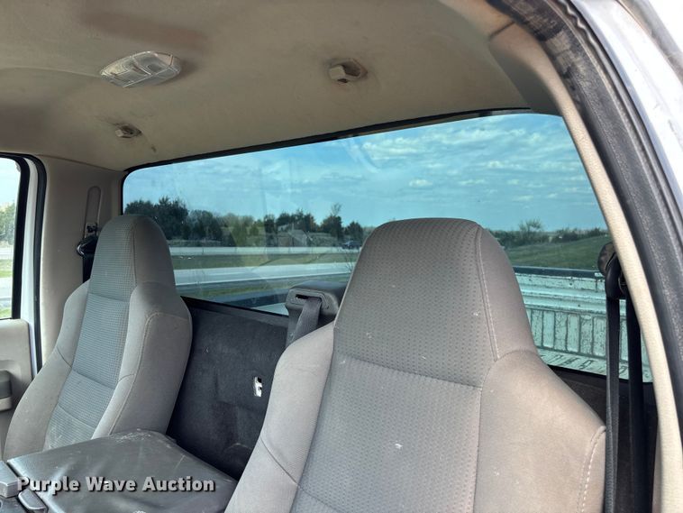 image for item FB3401 2009 Ford F250 Super Duty pickup truck