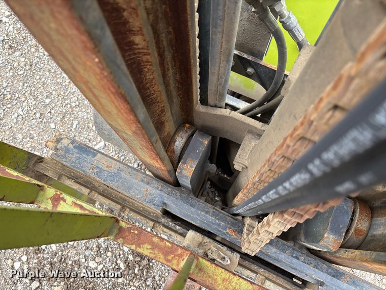 image for item FB3417 Clark ECG32 forklift