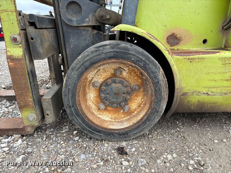 image for item FB3417 Clark ECG32 forklift