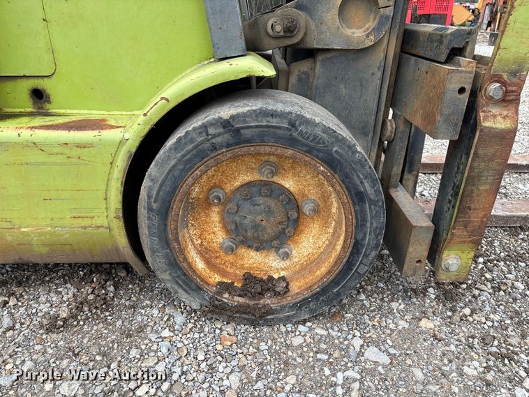 image for item FB3417 Clark ECG32 forklift