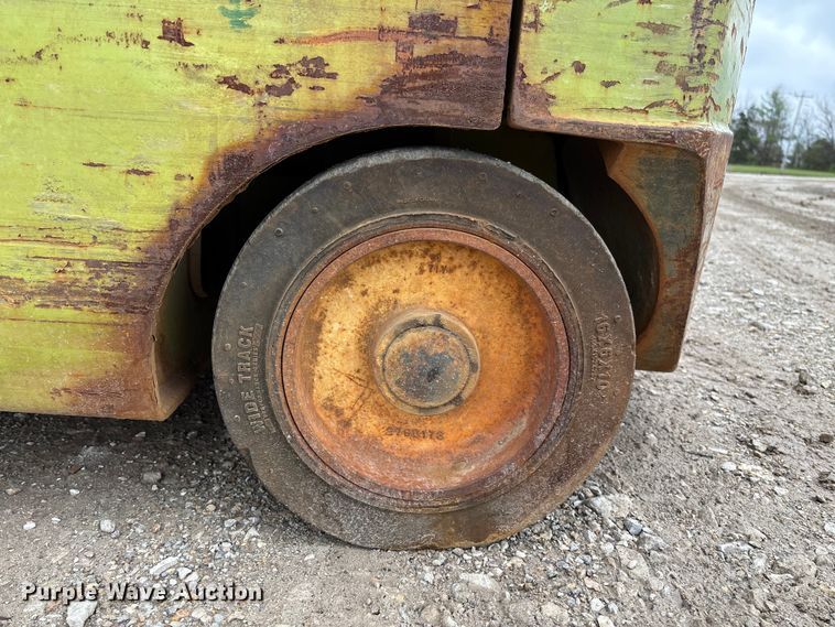 image for item FB3417 Clark ECG32 forklift
