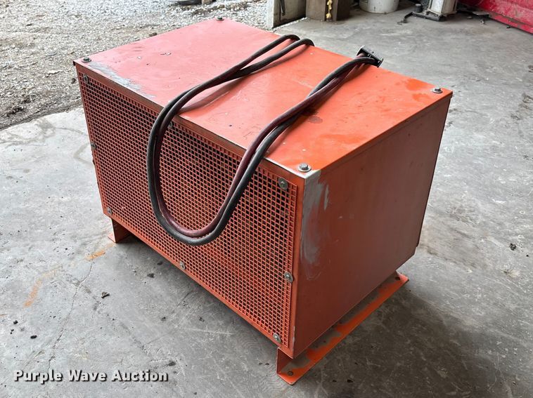 image for item FB3417 Clark ECG32 forklift