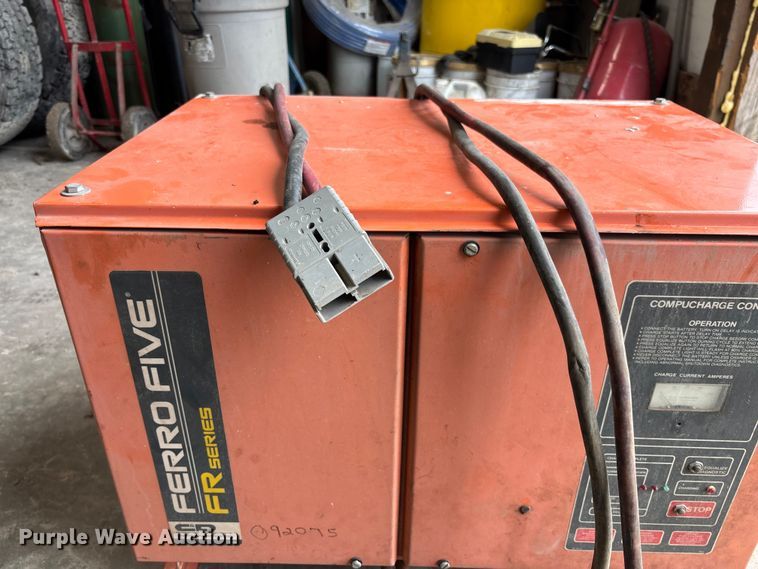 image for item FB3417 Clark ECG32 forklift