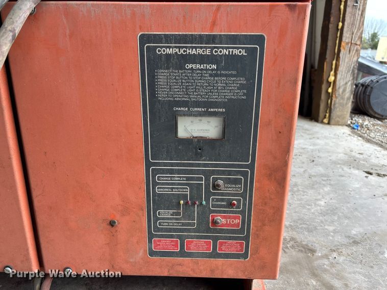 image for item FB3417 Clark ECG32 forklift