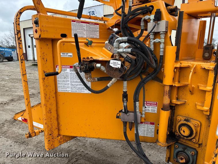 image for item FB3418 Bandit 12XP wood chipper