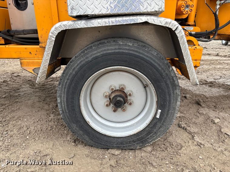 image for item FB3418 Bandit 12XP wood chipper