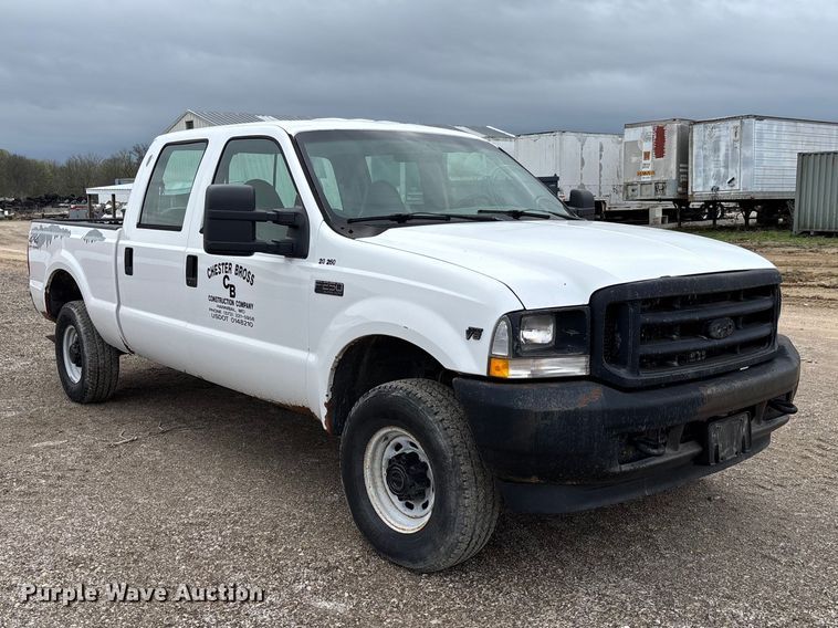 image for item FB3435 2002 Ford F250 Super Duty Crew Cab pickup truck